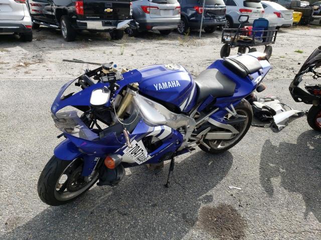 JYARN05E31A009098 - 2001 YAMAHA YZFR1 BLUE photo 2