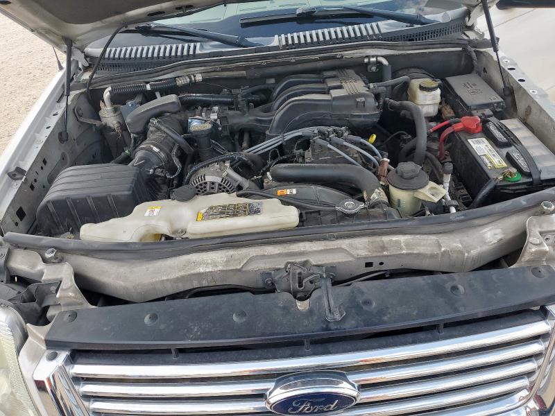 1FMEU63E18UA79702 - 2008 FORD EXPLORER XLT WHITE photo 12