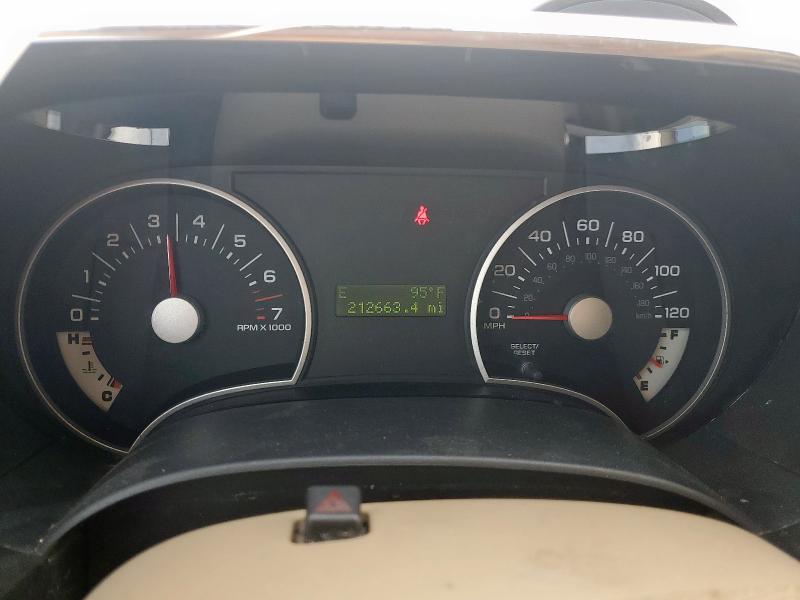 1FMEU63E18UA79702 - 2008 FORD EXPLORER XLT WHITE photo 9