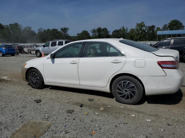 4T1BF3EK1AU513962 - 2010 TOYOTA CAMRY BASE WHITE photo 2