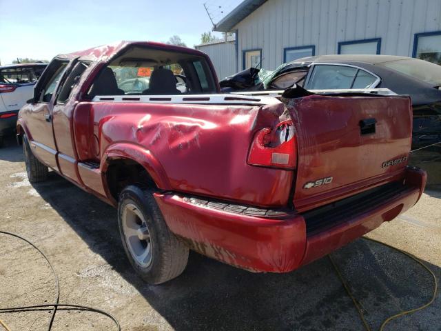 1GCCS19X0W8183245 - 1998 CHEVROLET S TRUCK S10 MAROON photo 2