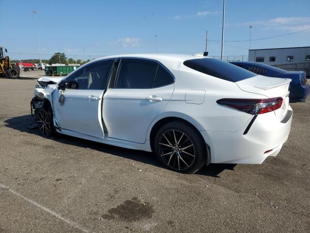 4T1T11AK0PU808010 - 2023 TOYOTA CAMRY SE NIGHT SHADE WHITE photo 2
