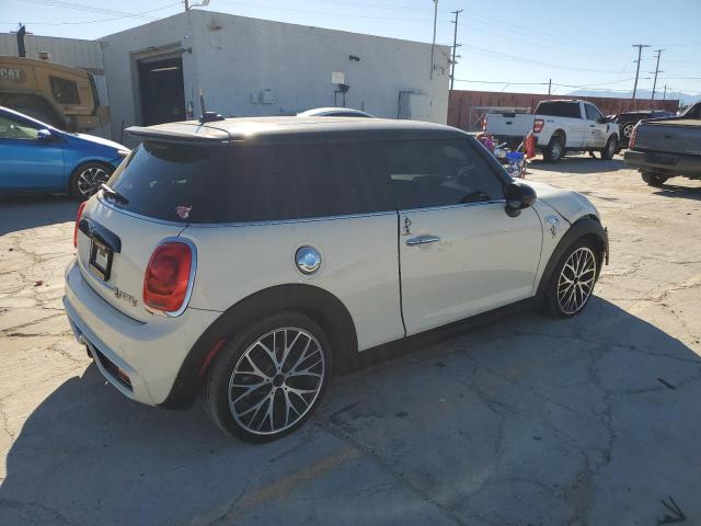 WMWXP7C52K2A49685 - 2019 MINI COOPER S CREAM photo 3