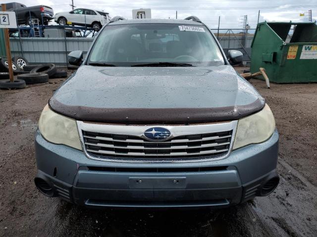 JF2SH6CCXAH787988 - 2010 SUBARU FORESTER 2.5X PREMIUM TEAL photo 5