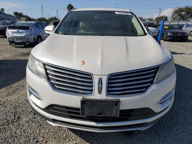5LMCJ2C99HUL46125 - 2017 LINCOLN MKC SELECT أبيض صورة 5