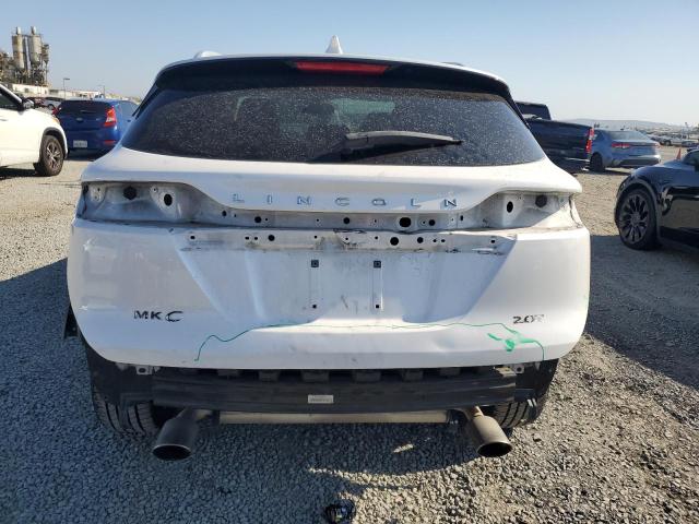 5LMCJ2C99HUL46125 - 2017 LINCOLN MKC SELECT أبيض صورة 6