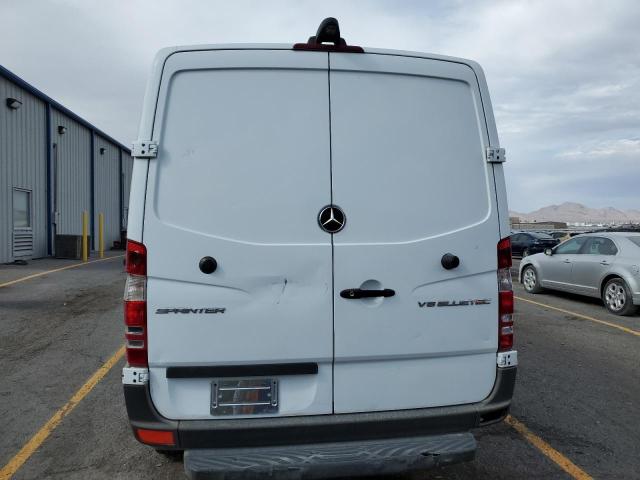 WD3PE7CC6FP155709 - 2015 MERCEDES-BENZ SPRINTER 2500 Weiß Foto 6