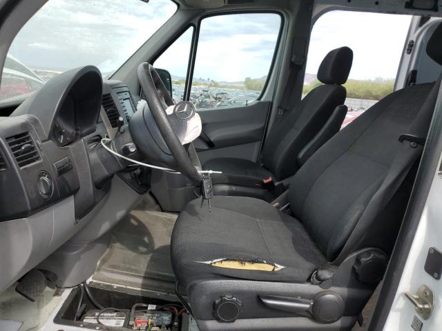 WD3PE7CC6FP155709 - 2015 MERCEDES-BENZ SPRINTER 2500 Weiß Foto 7