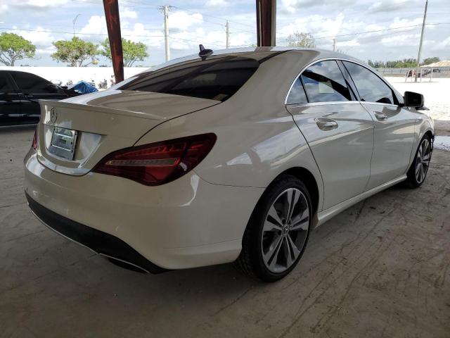 WDDSJ4EBXKN744448 - 2019 MERCEDES-BENZ CLA 250 白色 照片 3