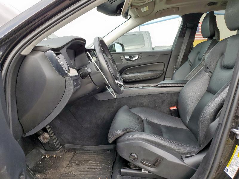 LYVA22RL5JB101661 - 2018 VOLVO XC60 T6 BLACK photo 7