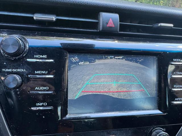 4T1B11HK0JU577263 - 2018 TOYOTA CAMRY L BLACK photo 11