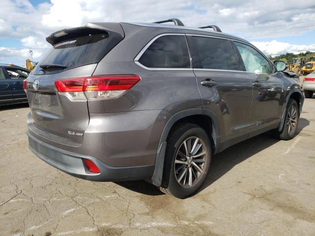 5TDJZRFH7KS591827 - 2019 TOYOTA HIGHLANDER SE 灰色 照片 3