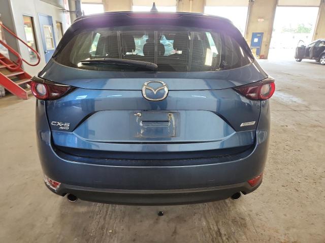 JM3KFBBM6J0334836 - 2018 MAZDA CX-5 SPORT BLUE photo 6