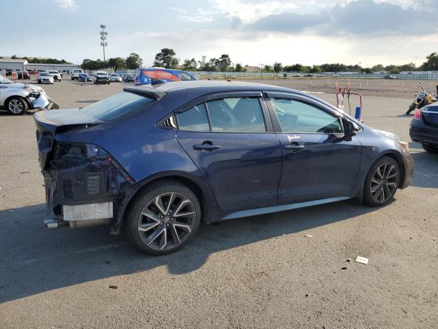 5YFS4RCE2LP028028 - 2020 TOYOTA COROLLA SE BLUE photo 3