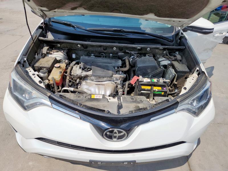 JTMWFREV3HD107906 - 2017 TOYOTA RAV4 XLE WHITE photo 12