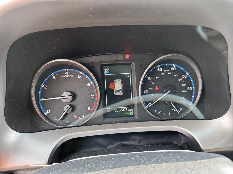 JTMWFREV3HD107906 - 2017 TOYOTA RAV4 XLE WHITE photo 9