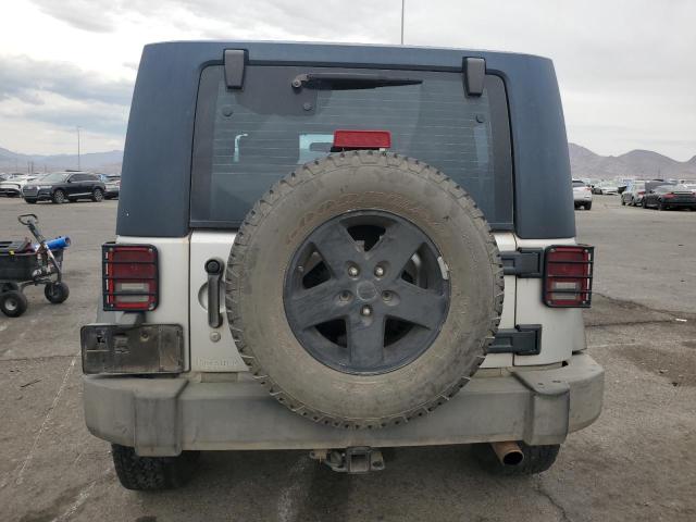1J4FA24118L558224 - 2008 JEEP WRANGLER X SILVER photo 6