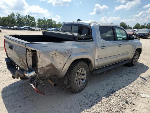 5TFAZ5CN6JX060470 - 2018 TOYOTA TACOMA DOUBLE CAB SILVER photo 3