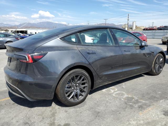 5YJ3E1EAXSF047966 - 2025 TESLA MODEL 3 CHARCOAL photo 3