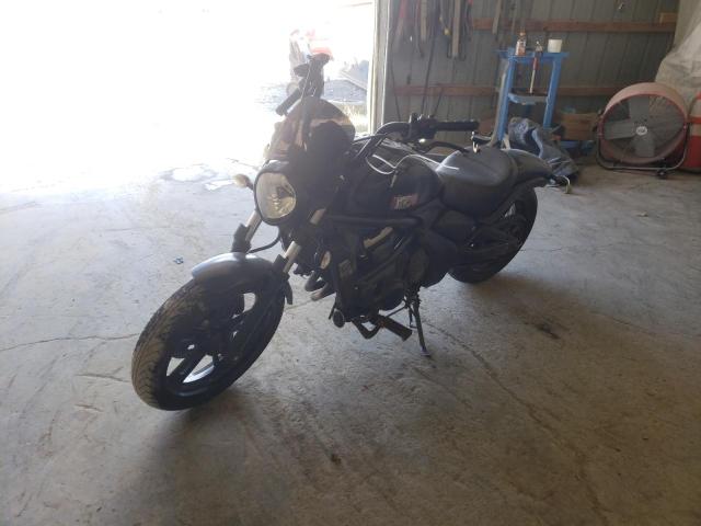 JKAENEA17FDA01138 - 2015 KAWASAKI EN650 A 黑色 照片 2