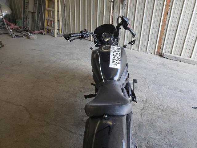 JKAENEA17FDA01138 - 2015 KAWASAKI EN650 A 黑色 照片 5