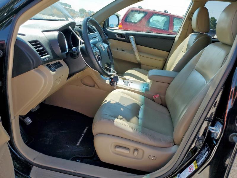 5TDZK3EH1CS076135 - 2012 TOYOTA HIGHLANDER BASE Czarny zdjęcie 7