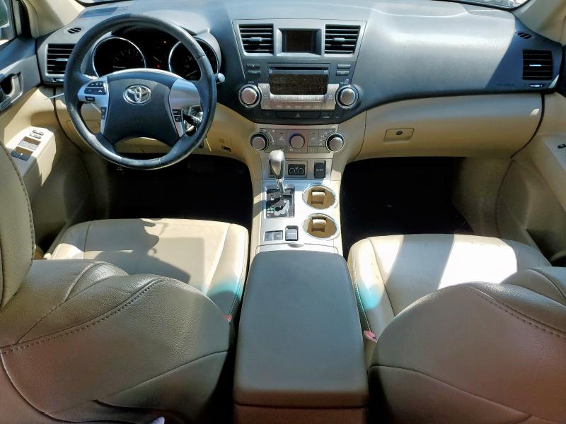 5TDZK3EH1CS076135 - 2012 TOYOTA HIGHLANDER BASE Czarny zdjęcie 8