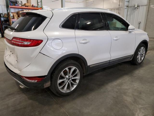 5LMCJ2A9XFUJ01107 - 2015 LINCOLN MKC WHITE photo 3