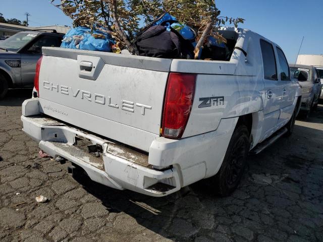 3GNEC13T52G154590 - 2002 CHEVROLET AVALANCHE C1500 WHITE photo 3