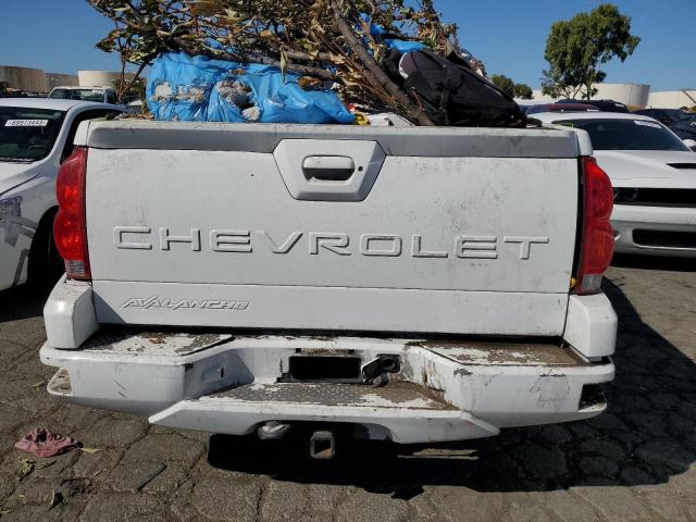 3GNEC13T52G154590 - 2002 CHEVROLET AVALANCHE C1500 WHITE photo 6