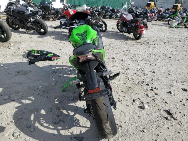 ML5EXER17RDAD5384 - 2024 KAWASAKI EX650 R Grün Foto 4