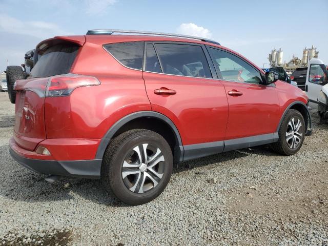 JTMZFREV5HJ107632 - 2017 TOYOTA RAV4 LE Qırmızı foto 3