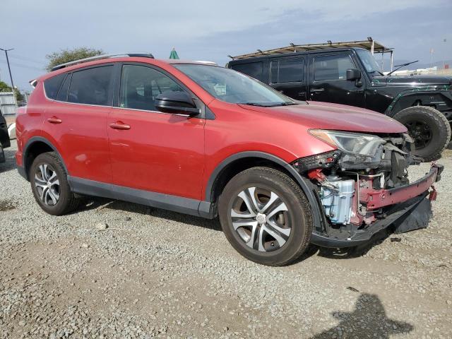 JTMZFREV5HJ107632 - 2017 TOYOTA RAV4 LE Qırmızı foto 4