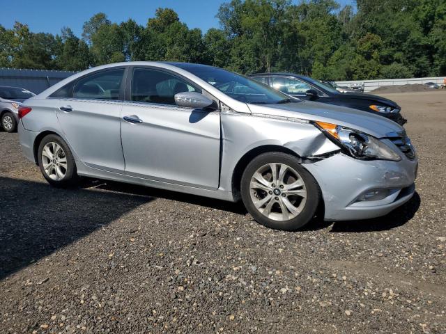 5NPEC4AC9CH367354 - 2012 HYUNDAI SONATA SE SILVER photo 4