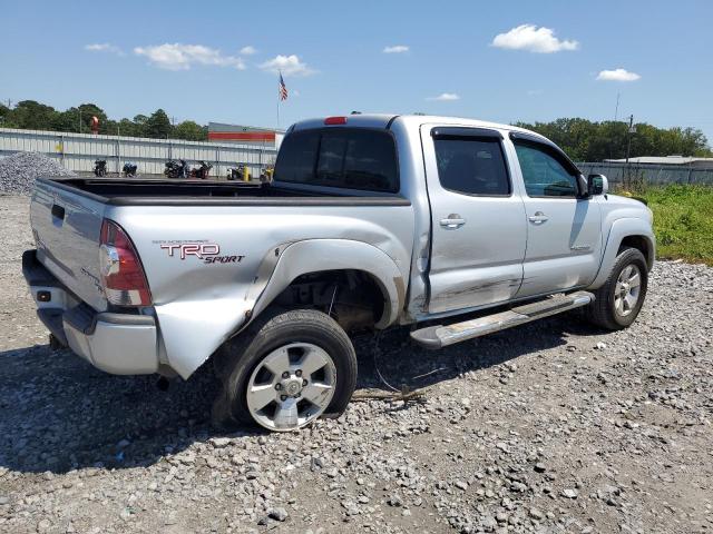 3TMJU4GN8BM120050 - 2011 TOYOTA TACOMA DOUBLE CAB PRERUNNER SILVER photo 3