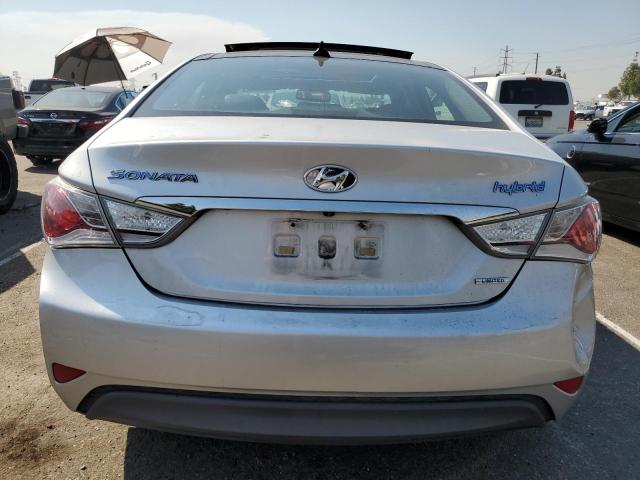 KMHEC4A40DA068672 - 2013 HYUNDAI SONATA HYBRID SILVER photo 6