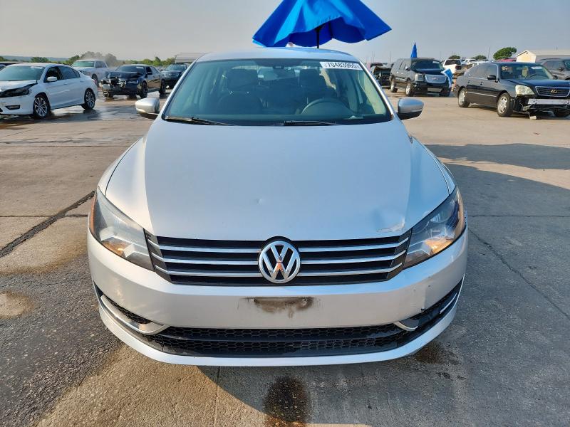 1VWAS7A35EC070080 - 2014 VOLKSWAGEN PASSAT S SILVER photo 5