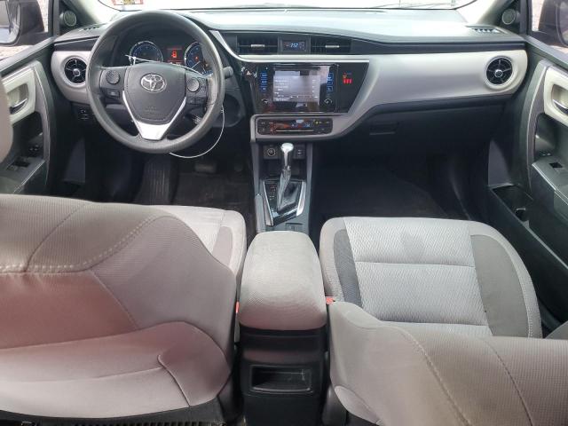 2T1BURHE7JC967343 - 2018 TOYOTA COROLLA L Grau Foto 8