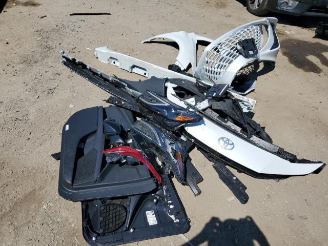 4T1DBADK1SU001906 - 2025 TOYOTA CAMRY XSE თეთრი ფოტო 12