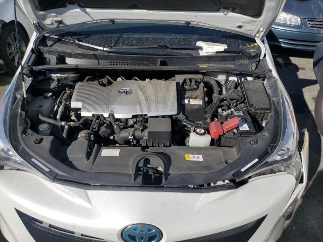 JTDKARFU5H3533783 - 2017 TOYOTA PRIUS WHITE photo 11