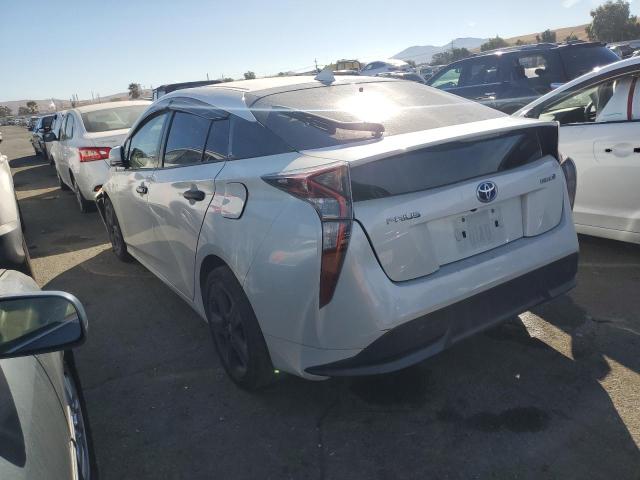 JTDKARFU5H3533783 - 2017 TOYOTA PRIUS WHITE photo 2