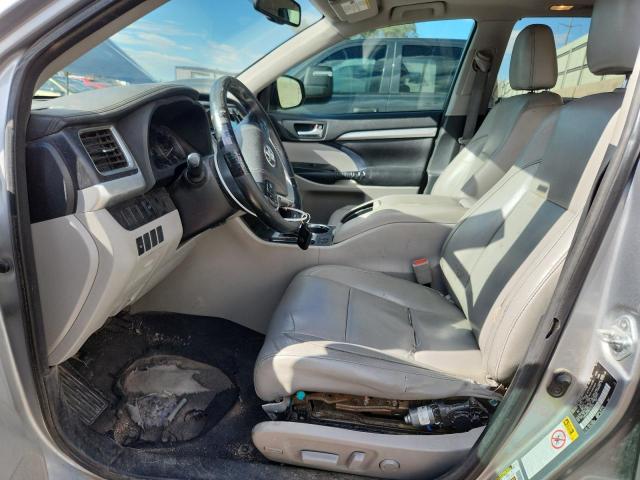 5TDKKRFH9GS153326 - 2016 TOYOTA HIGHLANDER XLE Күміс фото 7
