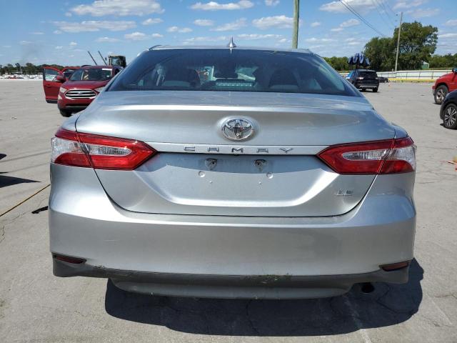 4T1C11AK2LU509080 - 2020 TOYOTA CAMRY LE SILVER photo 6