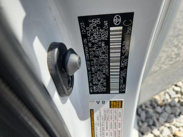 JTDBCMFE0R3041010 - 2024 TOYOTA COROLLA LE 白色 照片 12