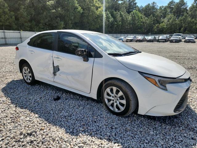 JTDBCMFE0R3041010 - 2024 TOYOTA COROLLA LE 白色 照片 4