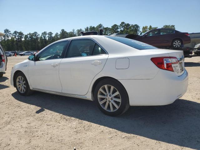 4T1BD1FK3EU132743 - 2014 TOYOTA CAMRY HYBRID WHITE photo 2