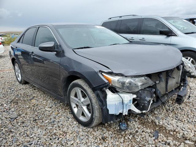 4T1BF1FK2EU404788 - 2014 TOYOTA CAMRY L GRAY photo 4