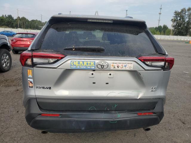 2T3F1RFV6KW038264 - 2019 TOYOTA RAV4 LE SILVER photo 6