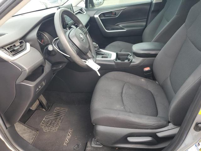 2T3F1RFV6KW038264 - 2019 TOYOTA RAV4 LE SILVER photo 7
