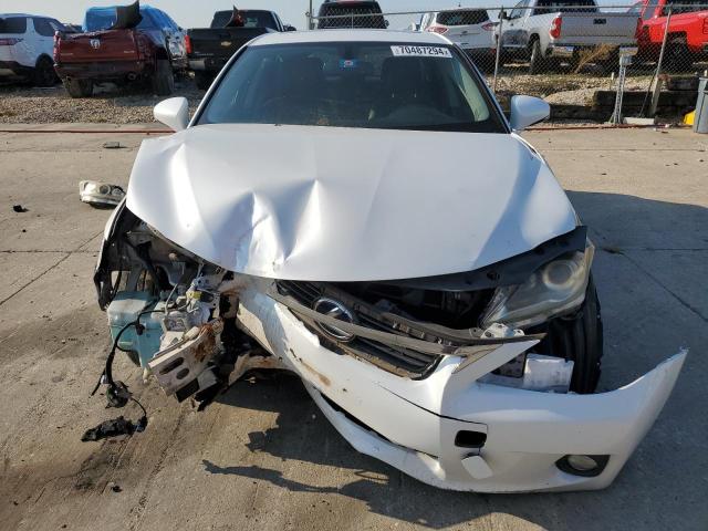 JTHKD5BH6C2105856 - 2012 LEXUS CT 200 WHITE photo 5